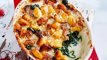 Käse küsst Käse im Gnocchigröstl Rezept - Foto: LECKER @ Bauer Media Group Käse küsst Käse im Gnocchigröstl Rezept - Foto: LECKER @ Bauer Media Group