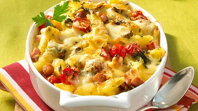 Käse-Nudelauflauf mit Kasseler Rezept - Foto: LECKER @ Bauer Media Group