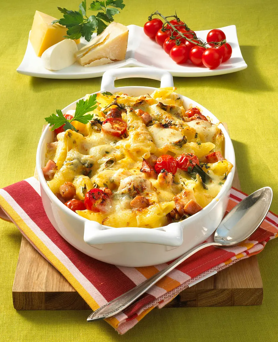 Käse-Nudelauflauf mit Kasseler Rezept Käse-Nudelauflauf mit Kasseler Rezept
