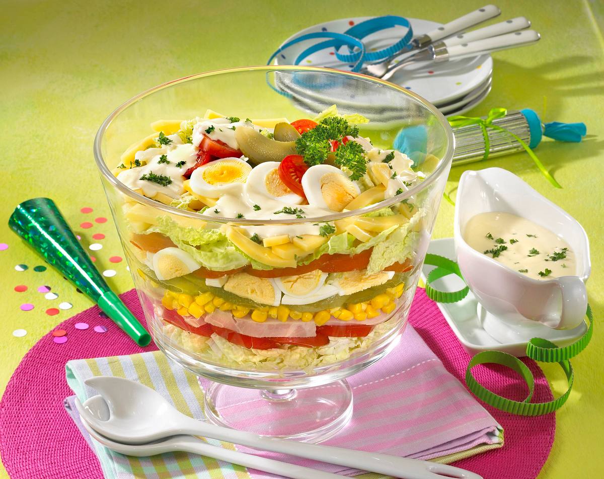 Käse-Schichtsalat Rezept