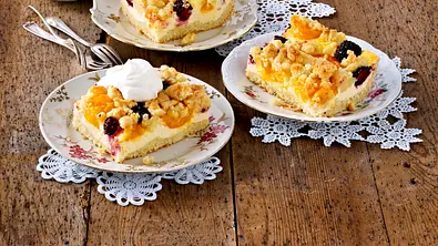 Käse-Streuselkuchen vom Blech Rezept - Foto: LECKER @ Bauer Media Group