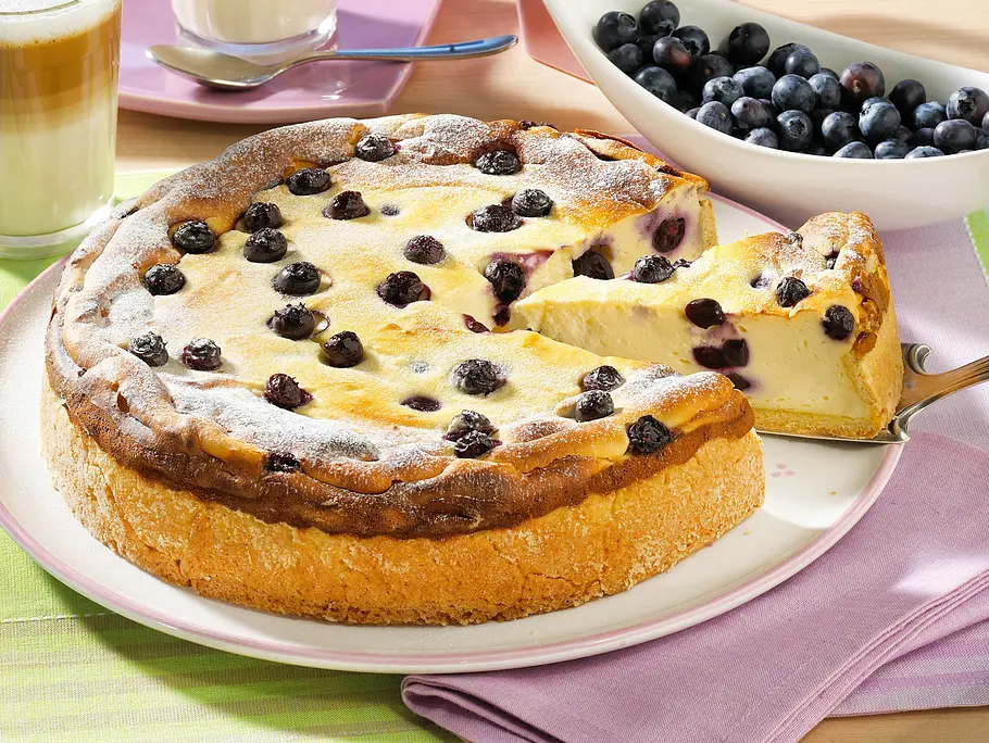 Käsekuchen mit Heidelbeeren Rezept Käsekuchen mit Heidelbeeren Rezept