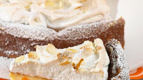 Käsekuchen mit Mandarinen und Baiserhaube Rezept - Foto: House of Food / Bauer Food Experts KG