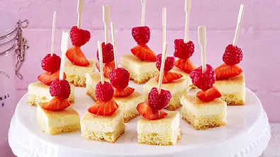 Käsekuchen-Spieße Rezept - Foto: LECKER @ Bauer Media Group
