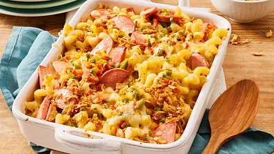Käsenudeln mit Fleischwurst Rezept - Foto: LECKER @ Bauer Media Group