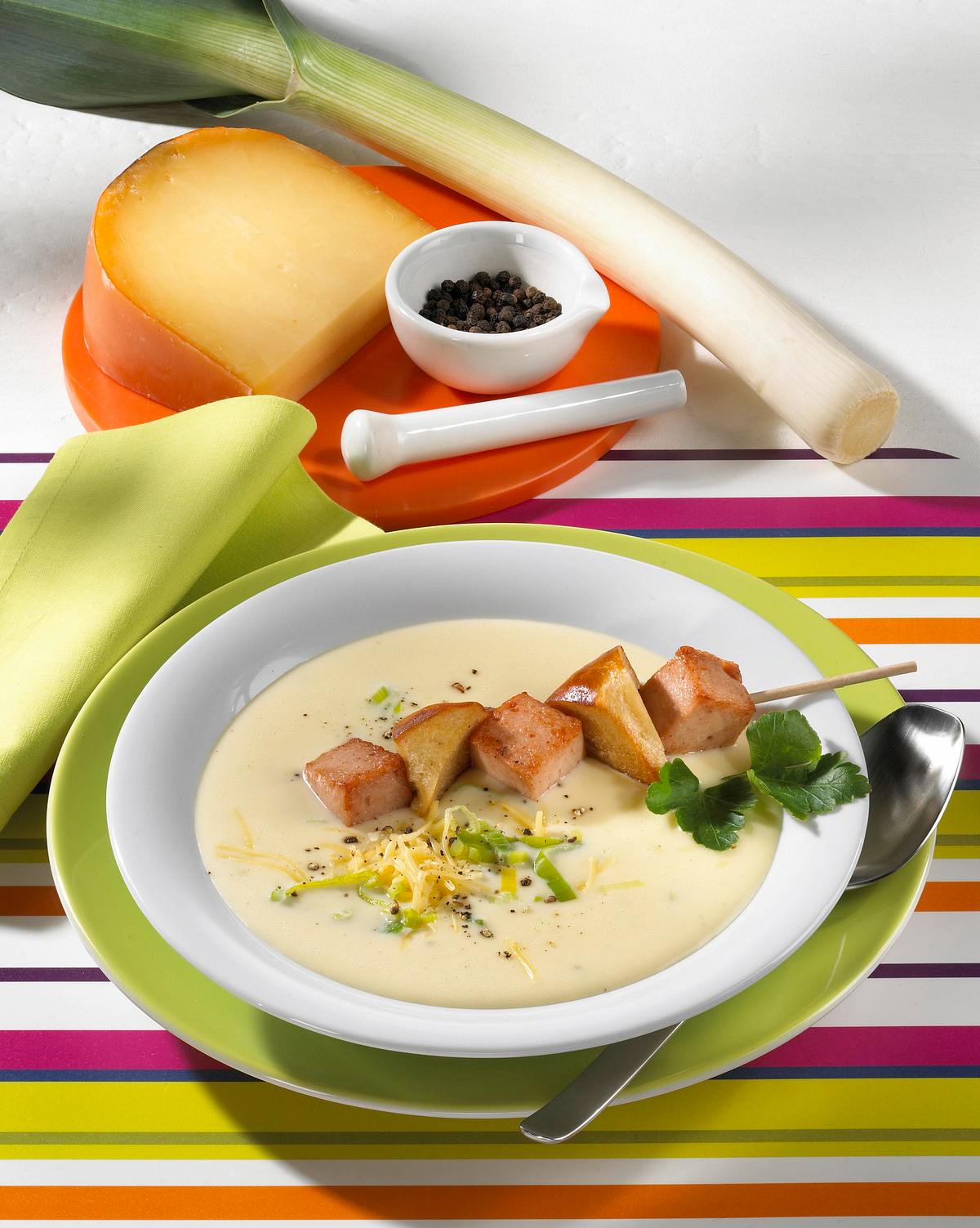 Käsesuppe mit Fleischkäse-Spieß (Diabetiker) Rezept