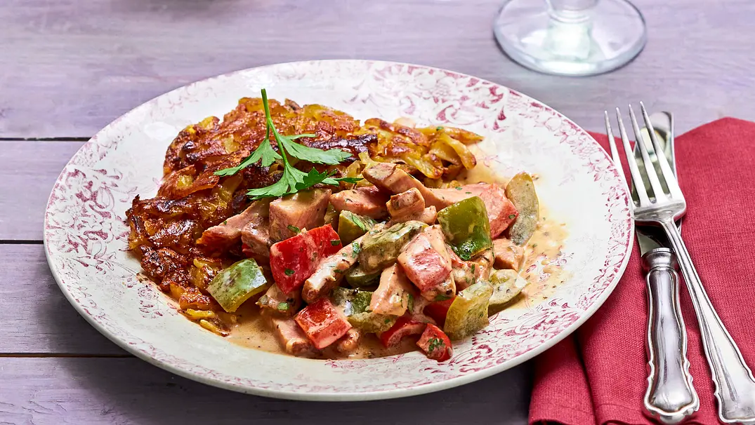 Kasseler Geschnetzeltes mit Rösti Rezept - Foto: LECKER @ Bauer Media Group Kasseler Geschnetzeltes mit Rösti Rezept - Foto: LECKER @ Bauer Media Group