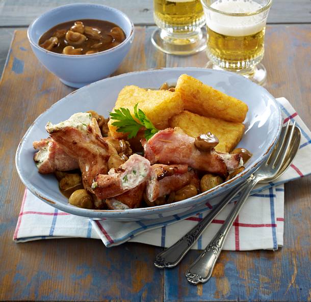 Kasseler-Kräuter-Röllchen mit Champignonrahm Rezept Kasseler-Kräuter-Röllchen mit Champignonrahm Rezept