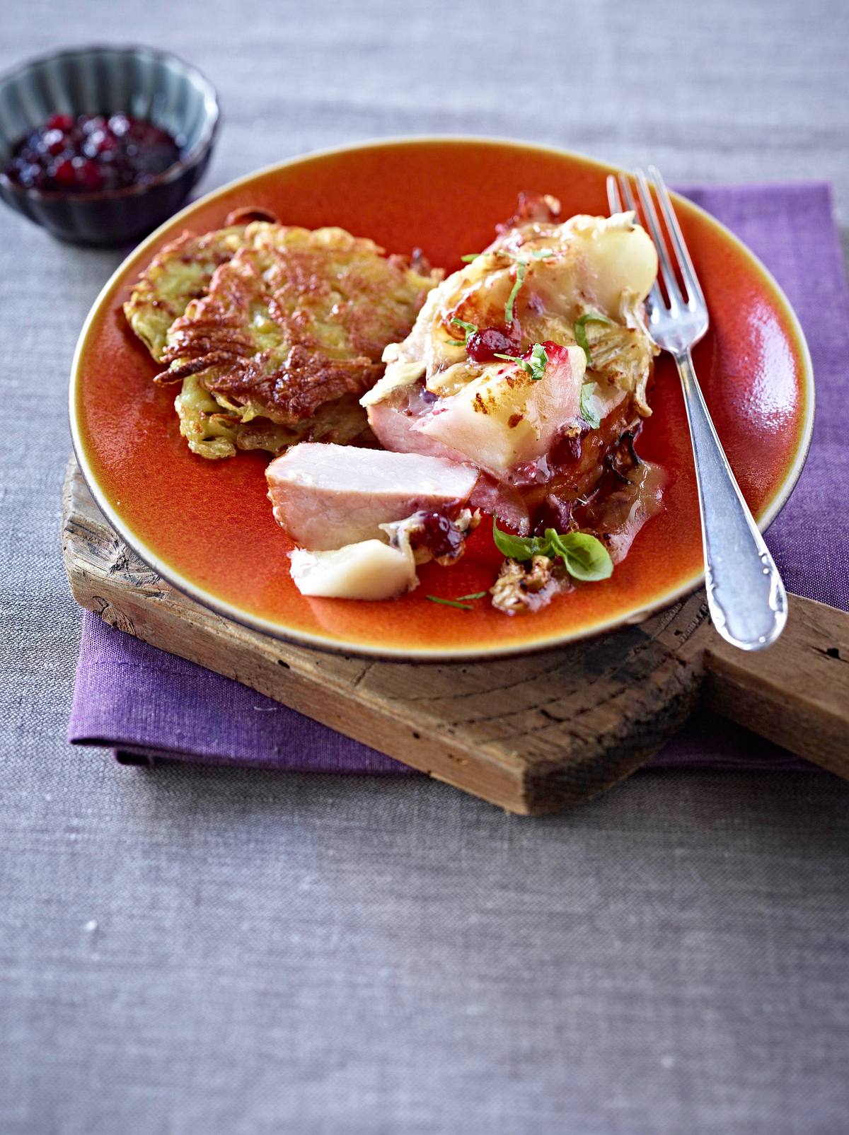 Kasseler mit Camembert-Haube zu Rösti Rezept