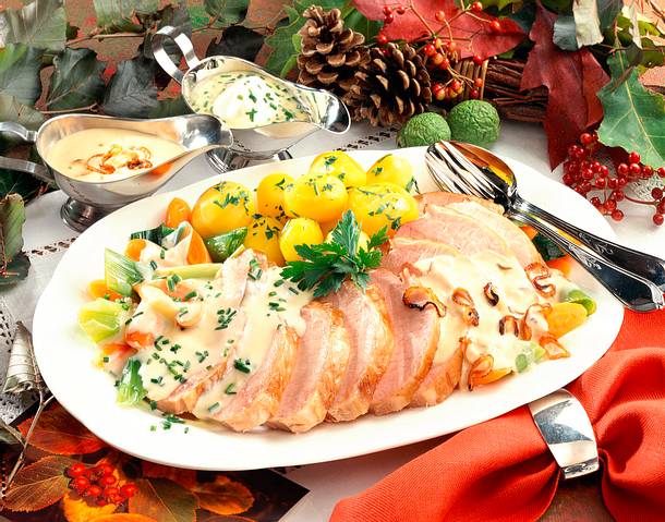 Kasseler mit zwei Soßen Rezept Kasseler mit zwei Soßen Rezept