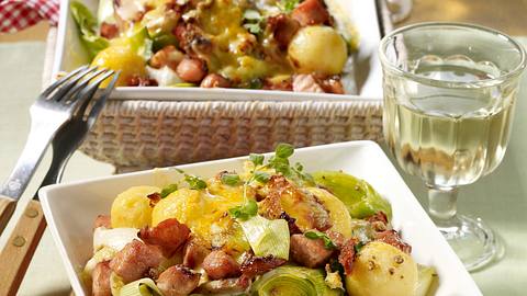 Kasseler-Porree-Auflauf mit Mini-Knödeln Rezept - Foto: House of Food / Bauer Food Experts KG