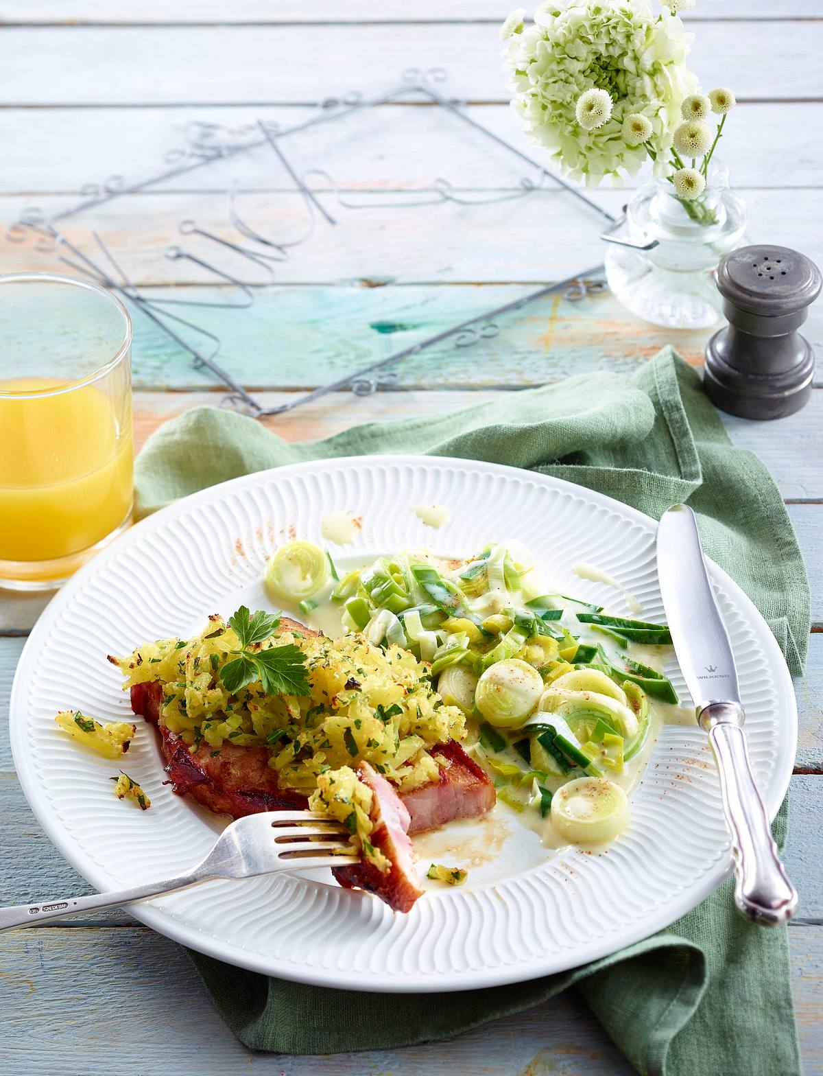 Kasseler-Steak zu Porree-Rahmgemüse Rezept