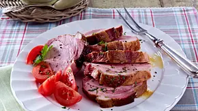 Kasselerbraten mit Kartoffelsalat Rezept - Foto: LECKER @ Bauer Media Group