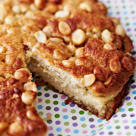 Katrins Nusskuchen mit Vanille-Honig-Creme Rezept Katrins Nusskuchen mit Vanille-Honig-Creme Rezept