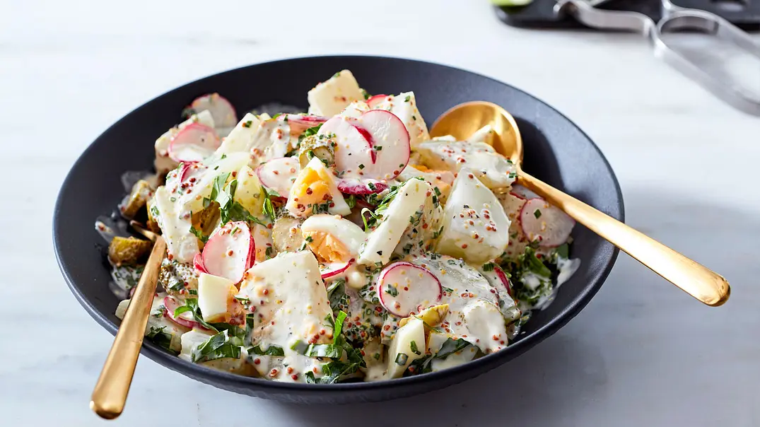 Kaum-zu-glauben-Kohlrabisalat Rezept - Foto: LECKER @ Bauer Media Group Kaum-zu-glauben-Kohlrabisalat Rezept - Foto: LECKER @ Bauer Media Group