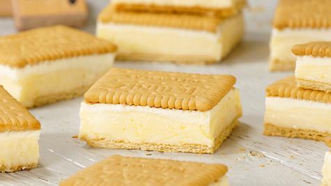 Keks-Sandwich mit Vanillepudding - Foto: ShowHeroes