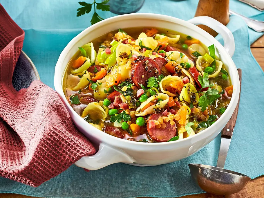 Kessel-Linsen-Eintopf mit Honig-Limetten-Pfeffer Rezept Kessel-Linsen-Eintopf mit Honig-Limetten-Pfeffer Rezept