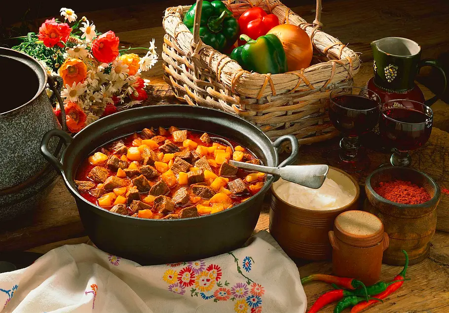 Kesselgulasch Rezept Kesselgulasch Rezept