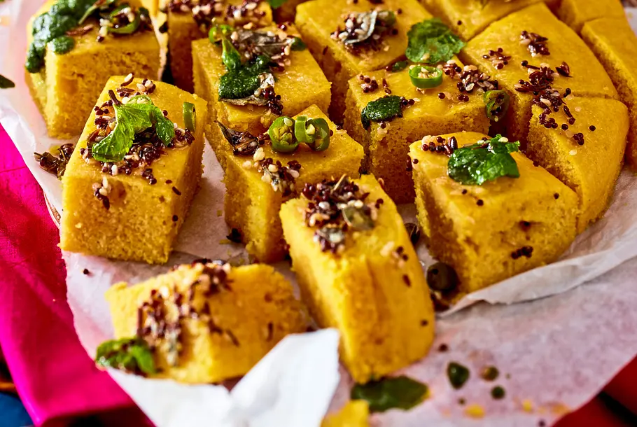 Khaman Dhokla Gedämpfter Grießkuchen Rezept Khaman Dhokla Gedämpfter Grießkuchen Rezept
