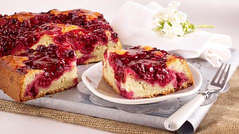KIBA-Kuchen mit Joghurt Rezept - Foto: House of Food / Bauer Food Experts KG