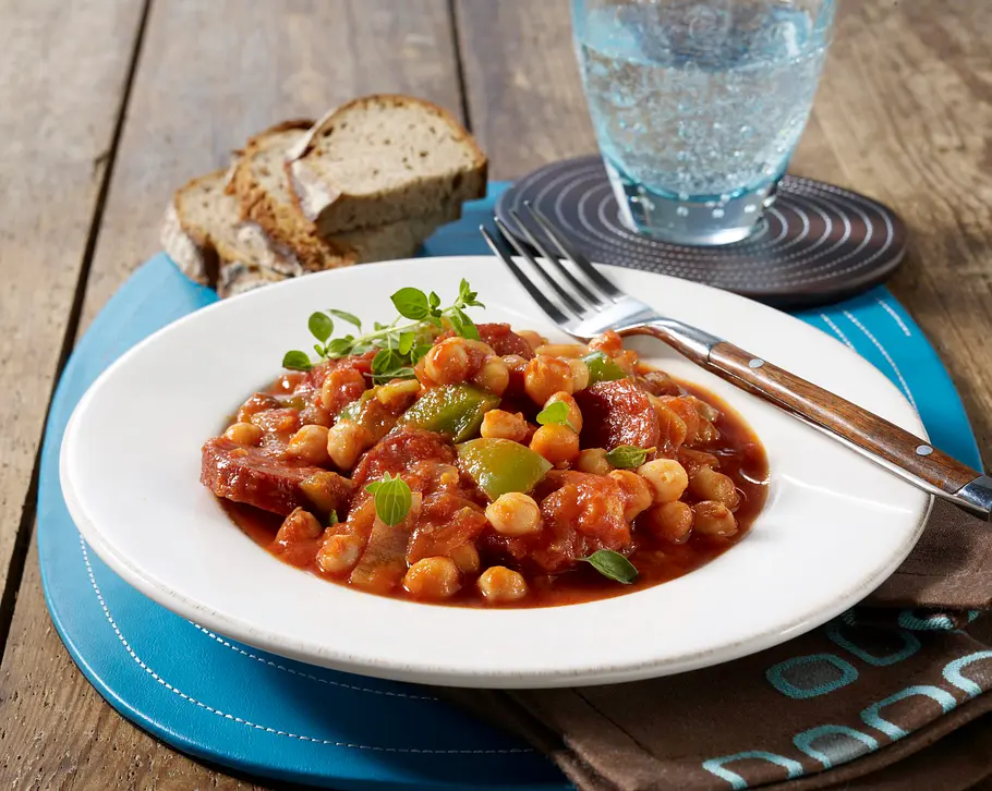 Kichererbsen-Ragout mit Cabanossi und Paprika Rezept Kichererbsen-Ragout mit Cabanossi und Paprika Rezept