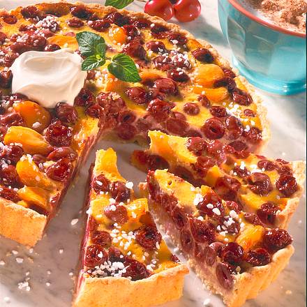 Kirsch-Aprikosen-Tarte Rezept Kirsch-Aprikosen-Tarte Rezept