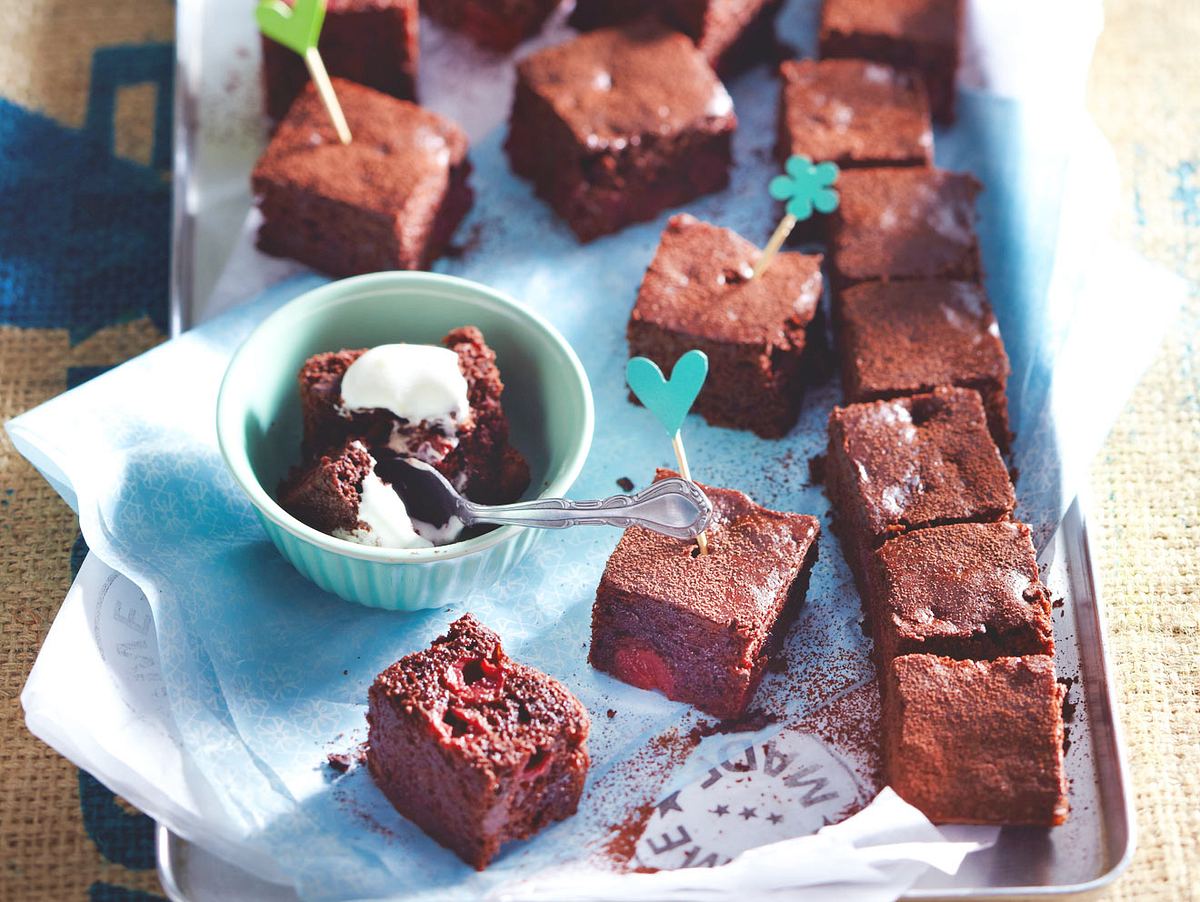 Kirsch-Brownies vom Blech Rezept