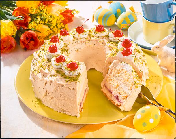 Kirsch-Cappuccino-Kranz Rezept