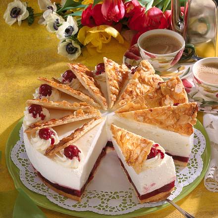 Kirsch-Fächer-Torte Rezept Kirsch-Fächer-Torte Rezept