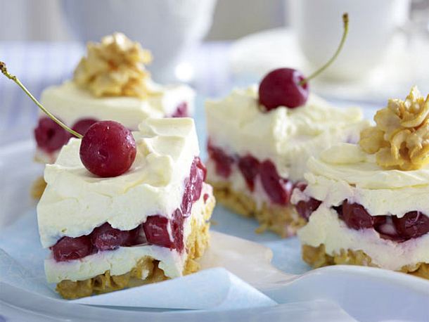 Kirsch-Knusperschnitten Rezept
