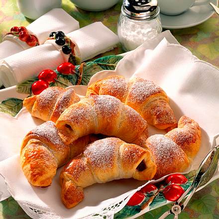 Kirsch-Marzipan-Croissants Rezept