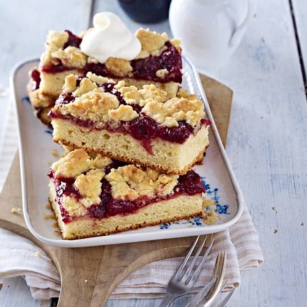 Kirsch-Prasselkuchen Rezept Kirsch-Prasselkuchen Rezept