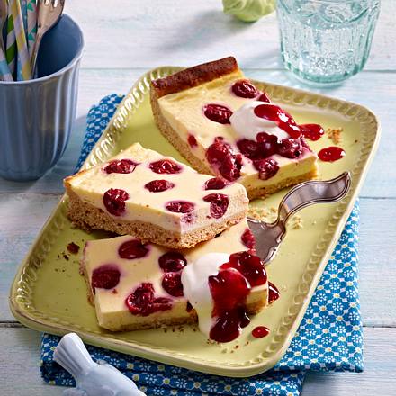 Kirsch-Schecke mit Joghurtguss Rezept