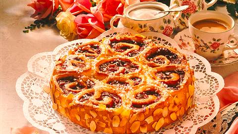 Kirsch-Schneckenkuchen Rezept - Foto: House of Food / Bauer Food Experts KG