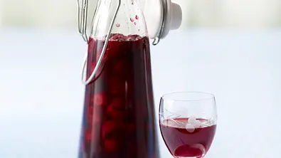 Kirschen in Maraschino eingelegt Rezept - Foto: LECKER @ Bauer Media Group