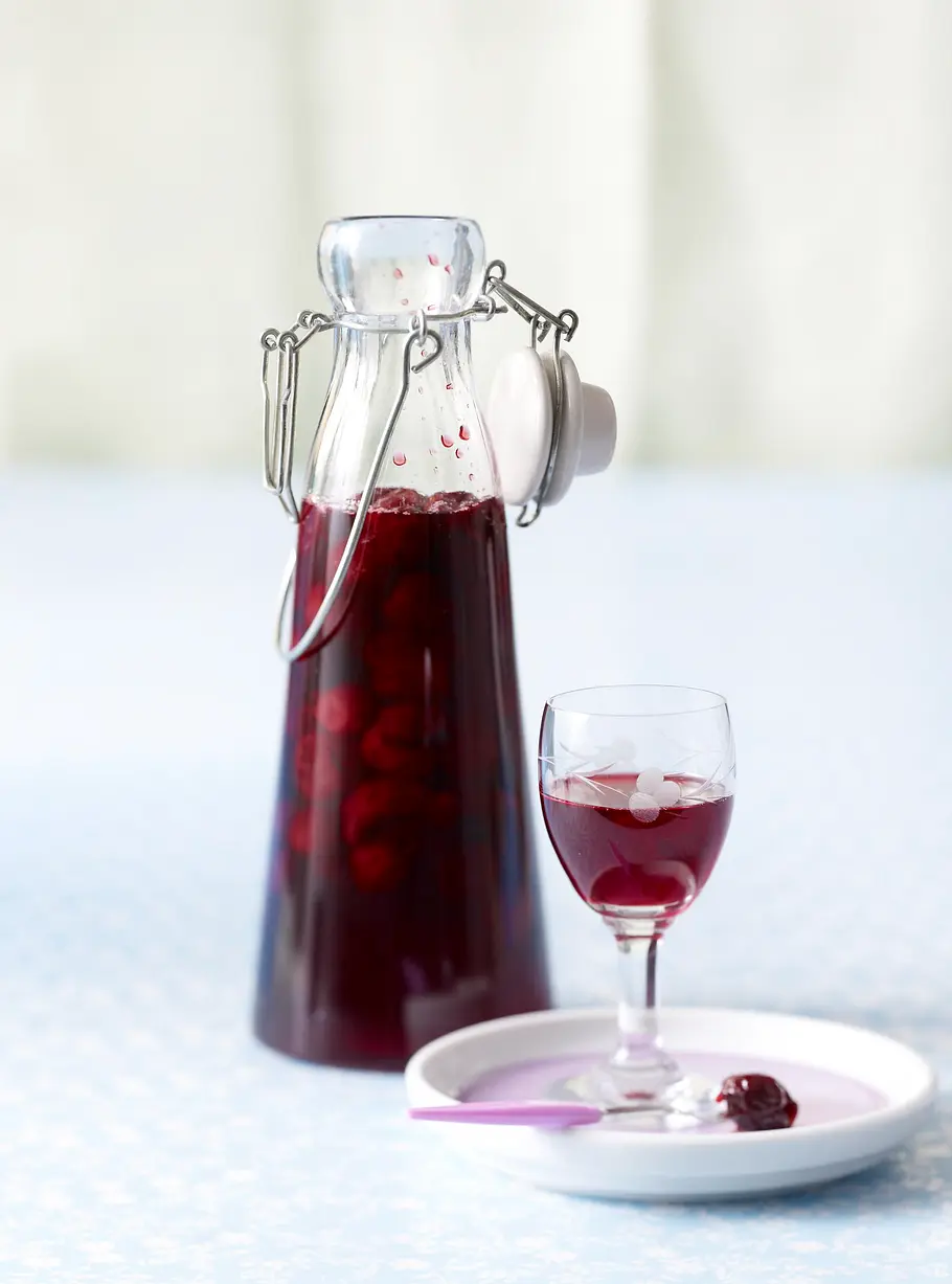 Kirschen in Maraschino eingelegt Rezept Kirschen in Maraschino eingelegt Rezept