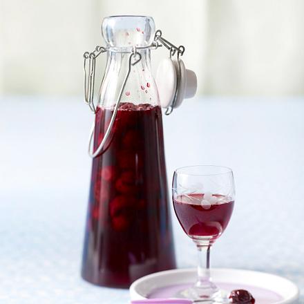Kirschen in Maraschino eingelegt Rezept Kirschen in Maraschino eingelegt Rezept