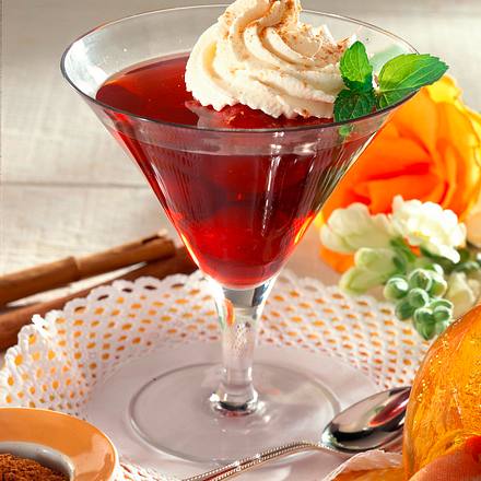 Kirschgelee mit Zimtsahne Rezept