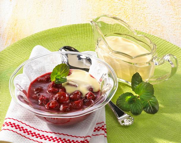 Kirschgrütze mit Vanillesoße Rezept Kirschgrütze mit Vanillesoße Rezept