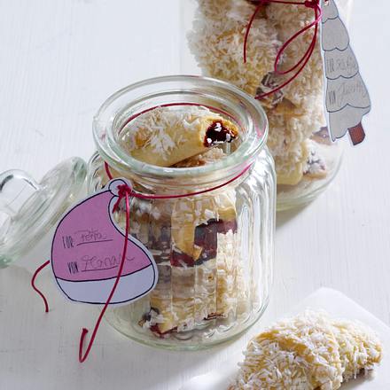Kirschhörnchen mit Kokosraspeln Rezept Kirschhörnchen mit Kokosraspeln Rezept