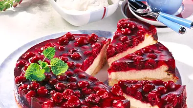 Kirschkäsekuchen Rezept - Foto: LECKER @ Bauer Media Group