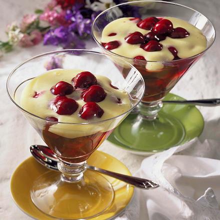 Kirschkompott mit Amaretto Rezept Kirschkompott mit Amaretto Rezept