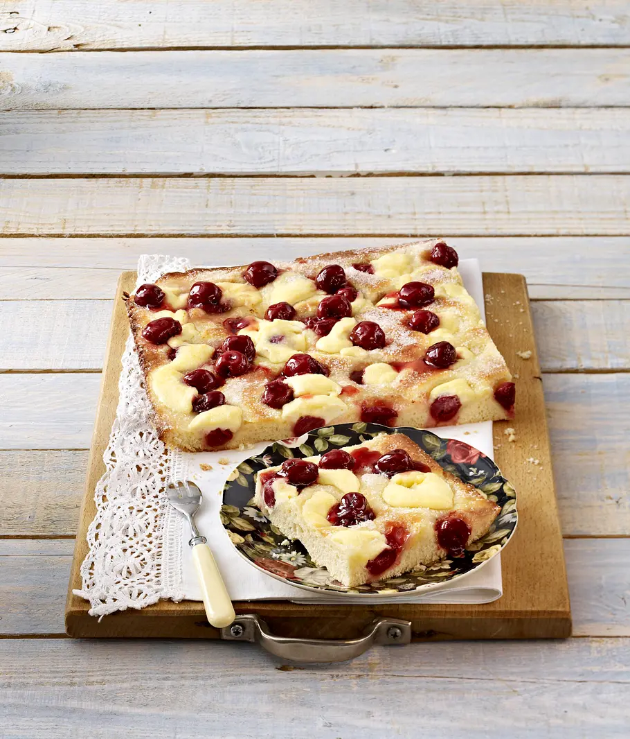 Kirschkuchen mit Schmandguss Rezept Kirschkuchen mit Schmandguss Rezept