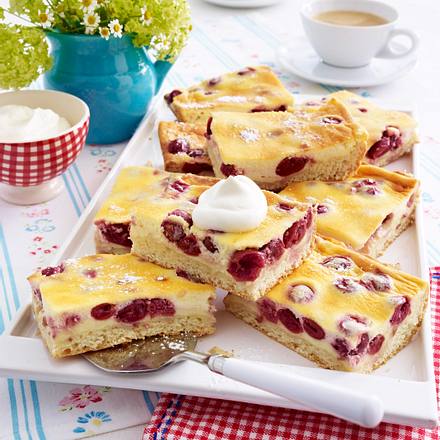 Kirschkuchen mit Schmandguss Rezept Kirschkuchen mit Schmandguss Rezept