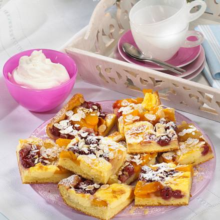 Kirschkuchen vom Blech Rezept Kirschkuchen vom Blech Rezept