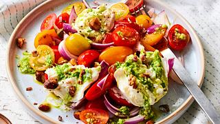 Sommersalate - frische Ideen für die warme Jahreszeit - Foto: House of Food / Bauer Food Experts KG