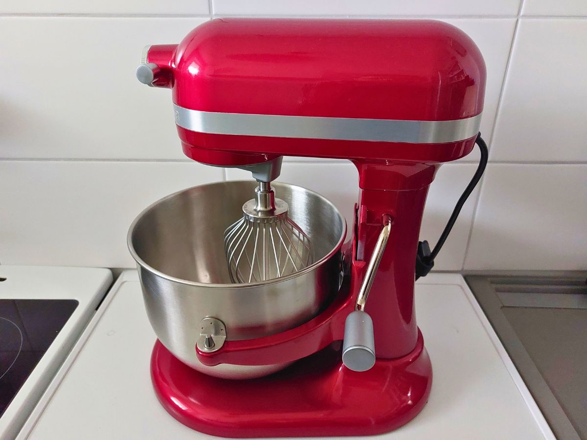 KitchenAid Küchenmaschine mit Schüsselheber