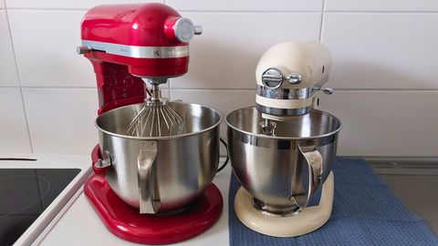 KitchenAid Küchenmaschinen 6,6 l und 4, 8 l im Vergleich - Foto: LECKER.de / Nadja Demel