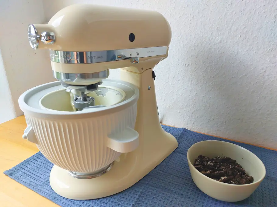 Frozen Yogurt mit Oreo-Keksen Frozen Yogurt mit Oreo-Keksen