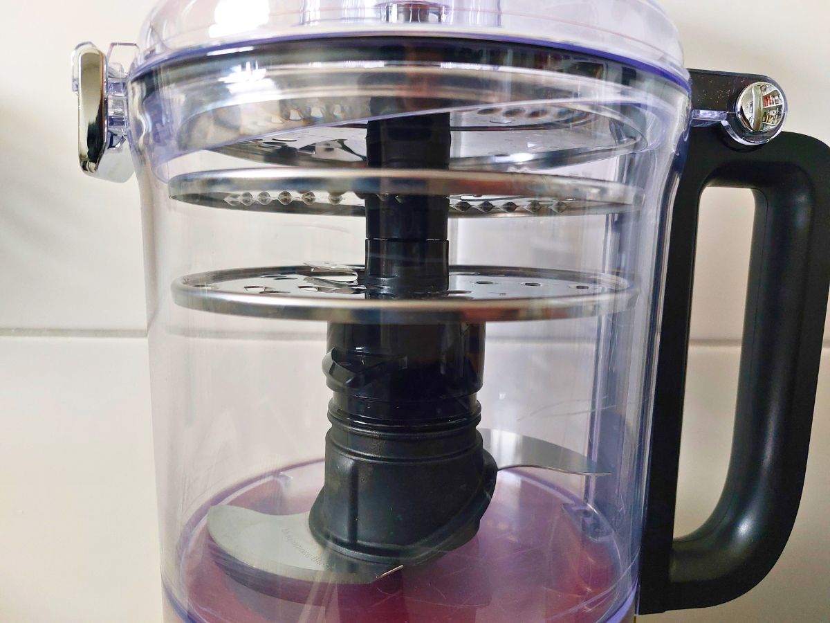 Werkzeuge zur Aufbewahrung im KitchenAid Food-Processor